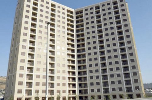 Jurnalistlərin binasındakı mənzillər satışa çıxarıldı - Fotolar