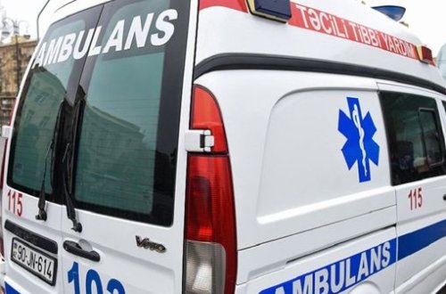 В Гаджигабуле автомобиль столкнулся с КамАЗом, есть пострадавшие