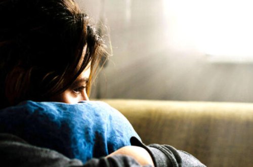 Azərbaycanda azyaşlı qıza qarşı ƏXLAQSIZLIQ ETDİLƏR