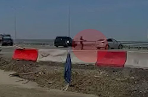 İş adamının maşını gülləbaran edildi, sürücü öldü – ANBAAN VİDEO