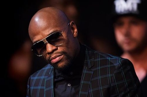 Американский боксер-профессионал оплатит похороны Джорджа Флойда