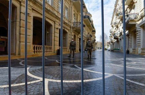 В Азербайджане принято решение о графике работы в конце недели