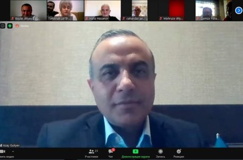 Azay Quliyev seçicilərlə videogörüş keçirib