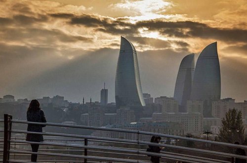 Azərbaycanda sərt karantin rejimi ləğv edilir — RƏSMİ