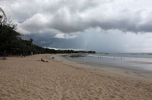 İtdən qorxub qaçan gənc quyuya düşdü və altı gün ac-susuz qaldı