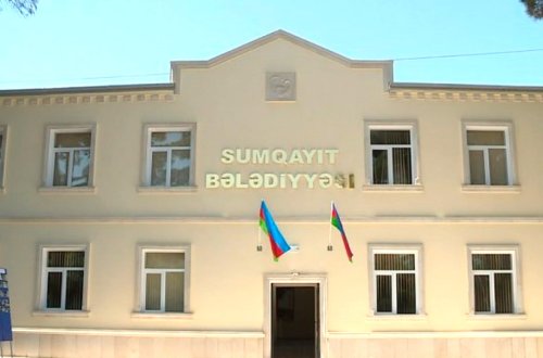 Sumqayıtda bələdiyyə sədri ilə həkim arasında QALMAQAL