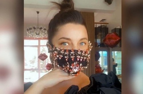 Əməkdar artist 350 minlik maskasına görə tənqid olundu - VİDEO