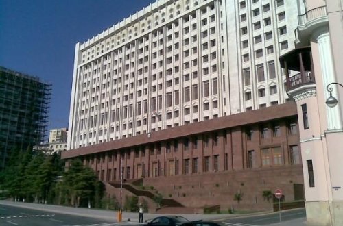 Prezident Administrasiyasının 19 əməkdaşı koronavirusa yoluxub - RƏSMİ