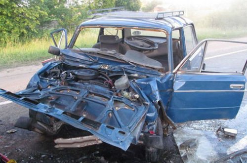 Şəmkirdə 82 yaşlı sürücü sükan arxasında infarkt keçirdi: Maşını ağaca çırpdı