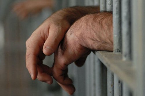 Sərt karantin günlərində azadlığa buraxılmış şəxslər evlərinə necə gedəcəklər? - AÇIQLAMA