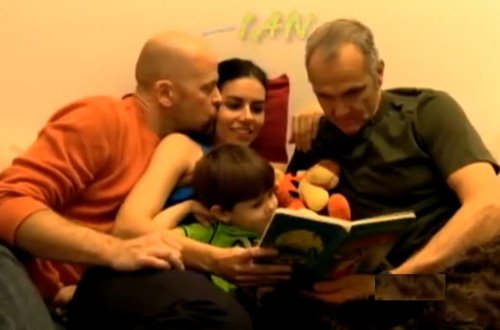 İki əri olan qadın: 