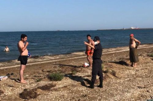 Karantin qaydalarını pozaraq çimərliyə gedənlər cəzalandırılıb — FOTO