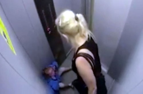 Qadının liftdə etdikləri görənləri şoka saldı - ANBAAN VİDEO