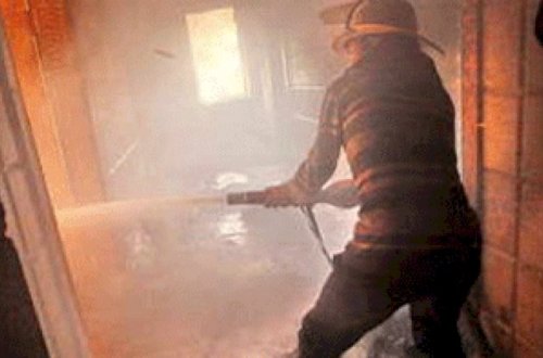 SON DƏQİQƏ:Bakıda yaşayış binasında yanğın: 12 nəfər təxliyyə edildi