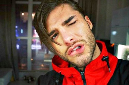 Məşhur rusiyalı bloqerin şok biznesi: İntim görüntülərini 121 manata satır - FOTO