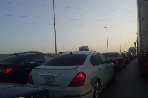 Возвращающиеся из районов жители Баку часами стоят в автомобильных пробках - ФОТО/ВИДЕО