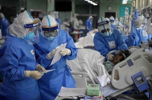 Rusiyada koronavirusa yoluxanların sayı 550 mini ötdü