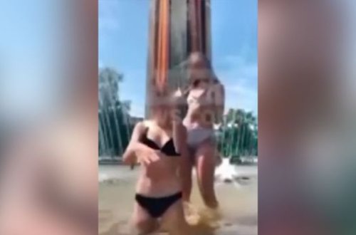 Rusiyada məktəblilər yarıçılpaq formada “Qələbə” abidəsinin önündə rəqs etdilər - VİDEO