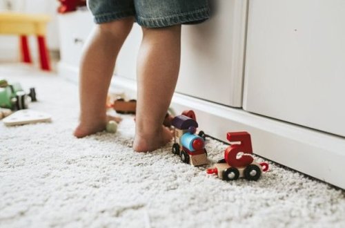 В России женщина оставила четверых детей на три дня без еды