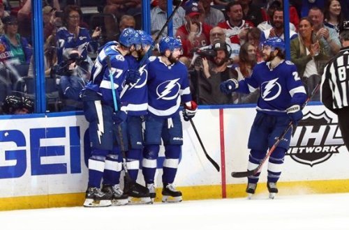 В НХЛ выявлено 11 случаев заболевания COVID-19 среди игроков