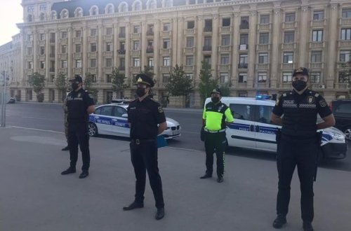 В Азербайджане вновь устанавливают карантинные посты
