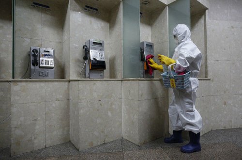 Cənubi Koreya rəsmisindən koronavirus etirafı: “Proqnozlarımız səhv çıxdı”