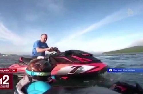 Skuteri idarə edən kişi dalğıcı ölümdən xilas etdi – ANBAAN VİDEO