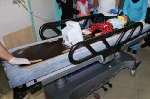 İki yaşlı uşaq eyvandan yıxıldı - ANBAAN VİDEO