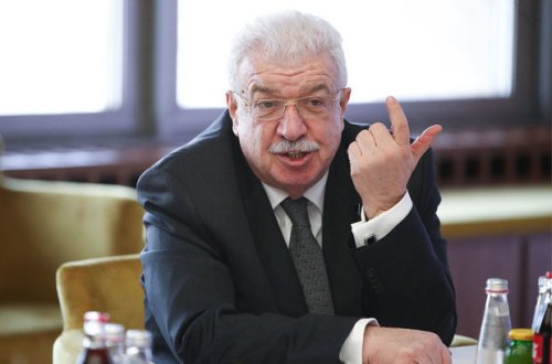 Михаил Гусман предложил присвоить Баку звание 