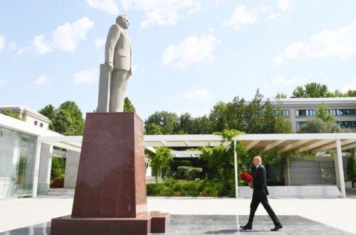 İlham Əliyev Mingəçevirdə - FOTO