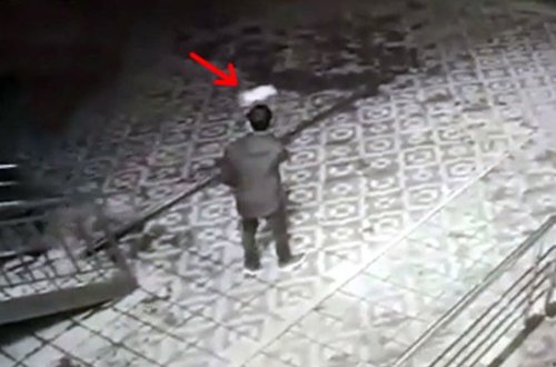 Cəmi bir neçə addımı onu ölümdən xilas etdi - VİDEO