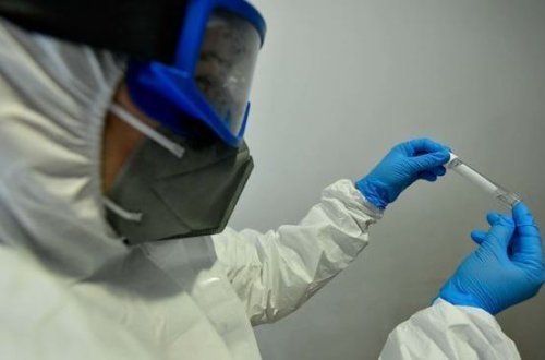 В Азербайджане у восьми медработников выявлен коронавирус