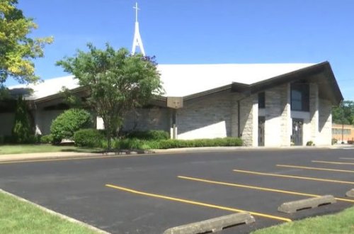 Üç din xadimi 10 yaşlı məktəbli oğlanı zorlamaqda ittiham olunur