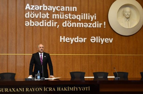 Əziz Əzizov Suraxanını yenidən qurur: ƏHALİNİN QALDIRDIĞI BÜTÜN PROBLEMLƏR ÖZ HƏLLİNİ TAPIR