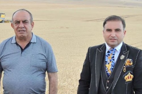 Qaxda aclıq, intihar və yaxud Hacı Nuranın icra başçısı ilə fotosessiyası - VİDEO