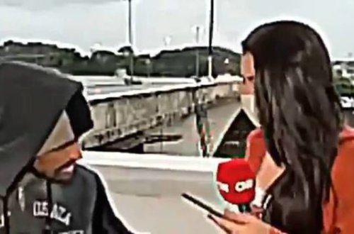 Репортера CNN ограбили в прямом эфире - ВИДЕО