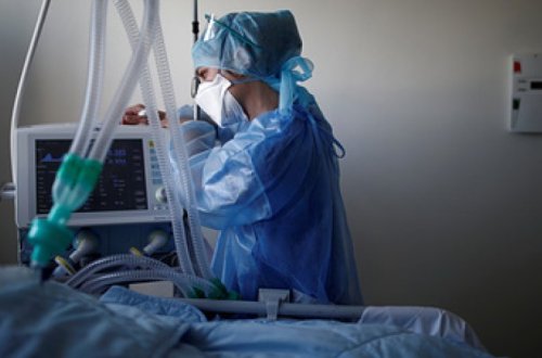 Коронавирус вызвал у мужчины мучительную четырехчасовую эрекцию