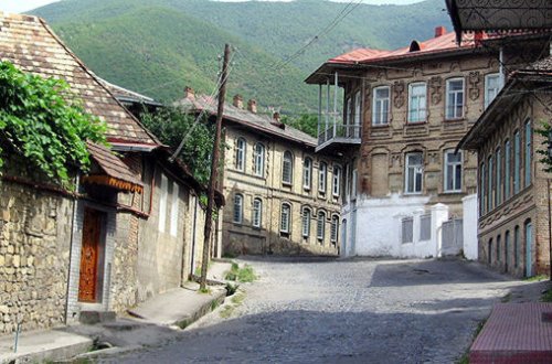 Daha səkkiz rayonda xüsusi karantin rejimi tətbiq olunacaq - SİYAHI