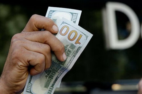 Banklarda Dollar, Avro, Rubl və Lirənin alış-satış qiymətləri