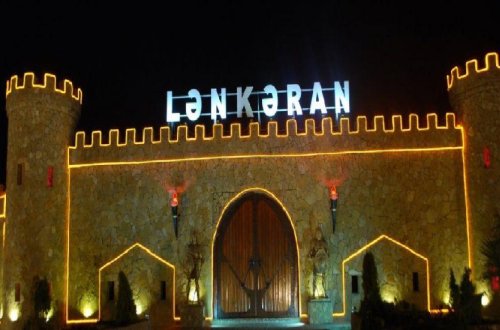 İcra başçısının müavininin villası yandı - VİDEO