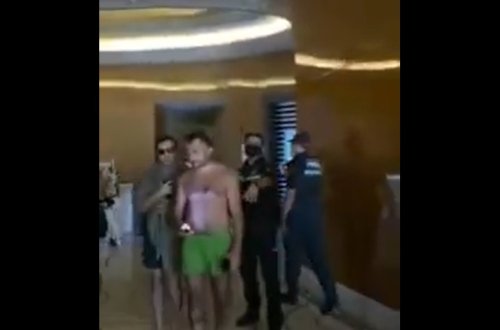 Polis “Fairmont otel”də əməliyyat keçirdi - Hovuzda dincələnləri cəzalandırdı (VİDEO)