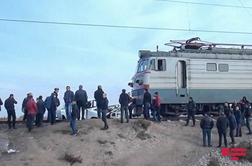 Qatar yük maşını ilə toqquşdu - Azərbaycanda