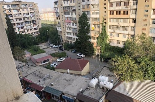 Bakının bəzi ərazilərini üfunət iyi bürüyüb