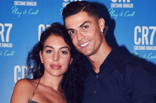 Ronaldonun sevgilisi bədənini nümayiş etdirdi - FOTO