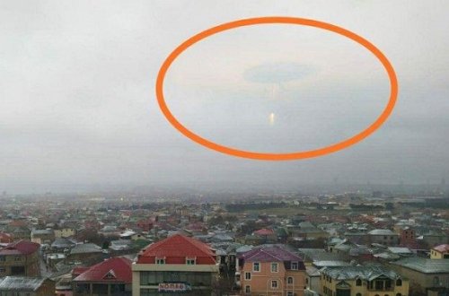 Bakı səmasında naməlum obyekt — AZ ÖNCƏ GÖRÜNDÜ-ANBAAN VİDEO