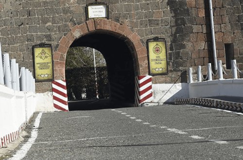 Rusiyanın 102-ci hərbi bazası: Ermənistanın təhlükəsizliyinin təminatçısı, yoxsa təhlükə mənbəyi?