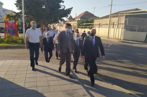 Əziz Əzizov Suraxanı rayonu ərazisində xüsusi karantin rejiminin tələblərinin icrasına şəxsən nəzarət edir - FOTOLAR