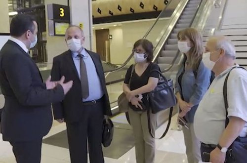 Türkiyə və Rusiyada koronavirus sahəsində çalışan bir qrup mütəxəssis Azərbaycana gətirildi - VİDEO