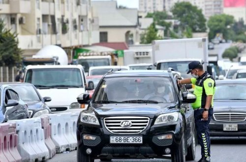 В Баку восстановлены полицейские посты