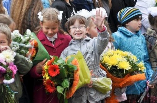 Школьный учебный год в России начнется с 1 сентября